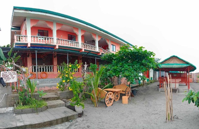 Mommy Linda Beach Resort