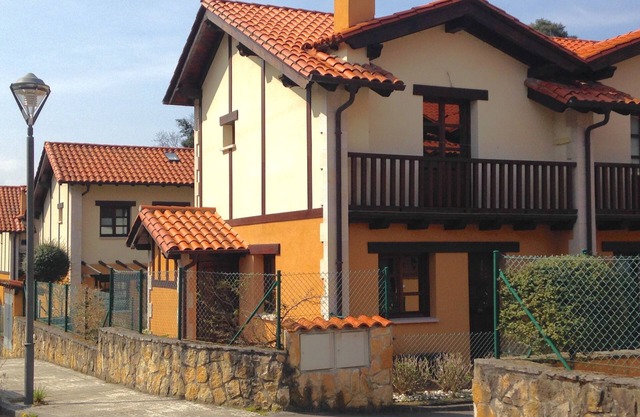 MONTAÑES-STYLE HOUSE BEAUTIFUL SAILOR
