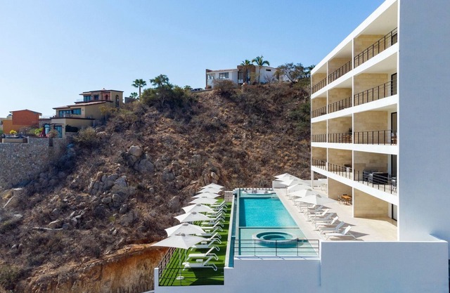 Montemar 202: 2bd Condo / Pool / Ocean Views