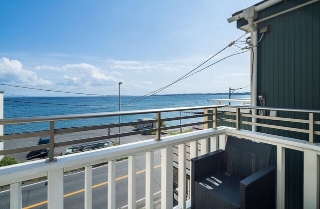 Moon road Oceanfront Villa with Traditional Japanese wooden bath Dry saunaStay with your pets/Yokosuka Kanagawa