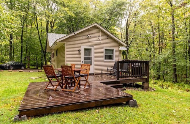 Moss Hollow Cabin in Poconos