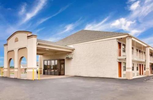 Motel 6 Morrilton, AR