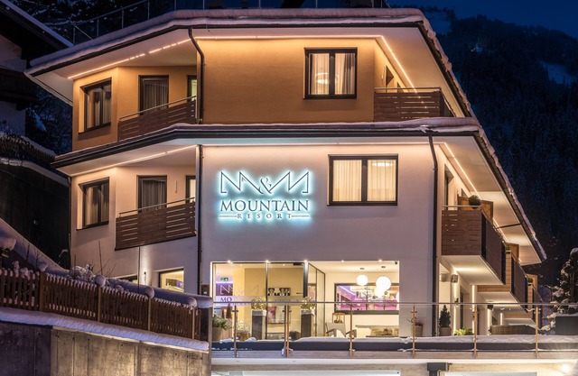 Mountain Resort M&M