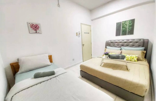 Mountain view Apt perfect for big group @SetiaWalkn