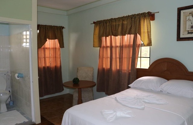Ms Holder's Comfort Villa, Your Home Away from Home