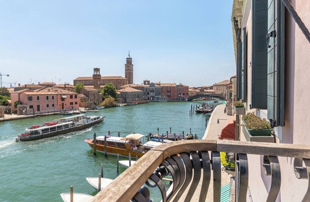 MURANO Suites | AMETHYST