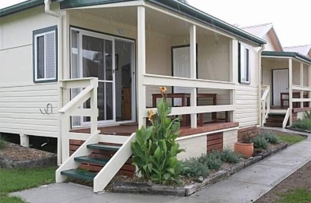 Murunna Cottages No 1 Bermagui (Stringybark). A delightful 2 bedroom cottage .
