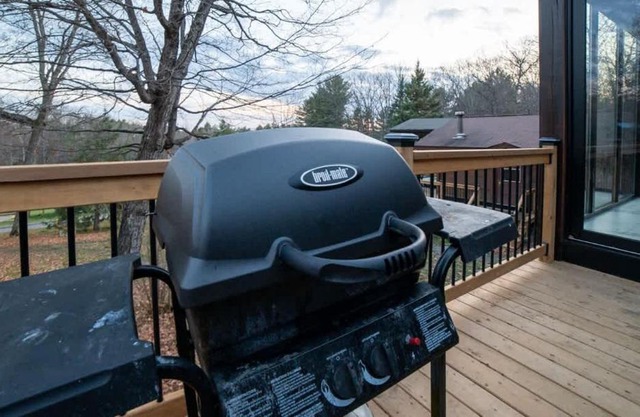 Muskoka Lakeview Cottage - Pier 100 #40