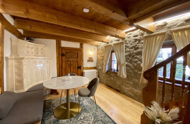 My mini house | 2 rooms | Smart TV | Stone & wood