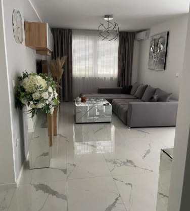 MY PLACE Il