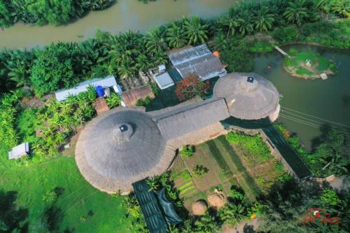 Nông Trại Hải Vân - Sân Chim Vàm Hồ