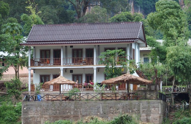 Nam Ou River Lodge