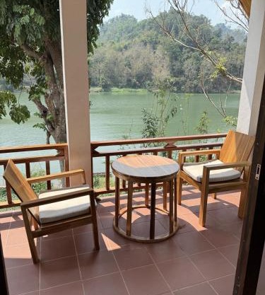 Nam Ou View Villa Corner