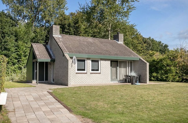 Near harbor and boat to Schier - nice bright vacation home