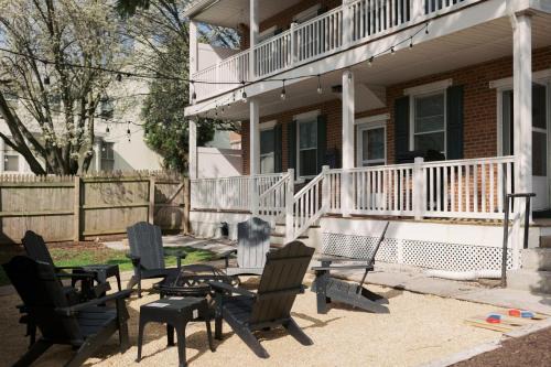 Near Hershey, Entire house with Fire Pit, Game Room