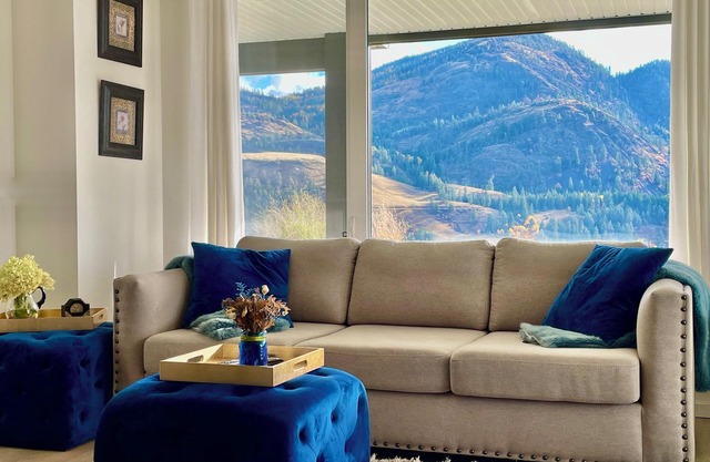 nEnjoy Stunning Views of Golf Course & Trails at Your Door Step