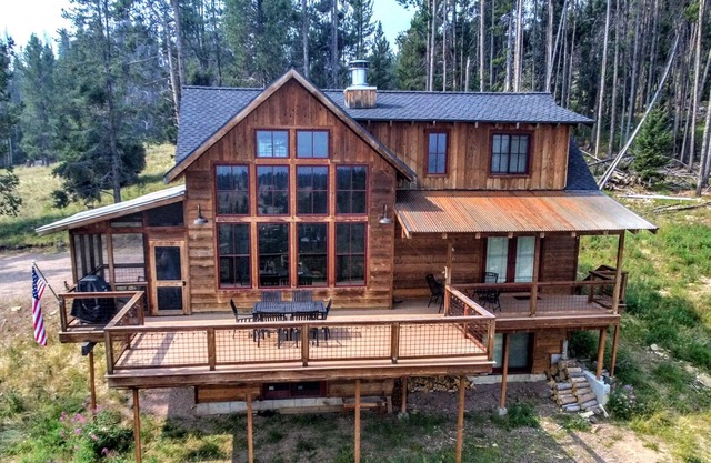 Nestled on the Edge of Wilderness - Choose Your Own Adventure!