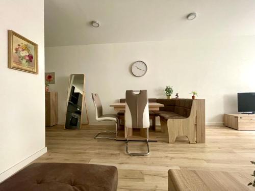 NEU Goldstadt Suite Schlössle-Galerie Zentrum Pforzheim