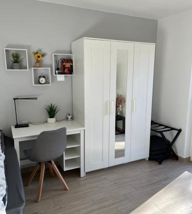 Neu sanierte Wohnung für 2-4 P