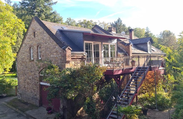 Neue Ferienwohnung im alten Forsthaus