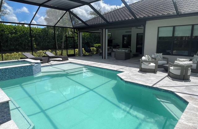 NEW-5 Star! Private Home-Custom Pool,Spa,Golf,Tennis,Pickleball Resort Community