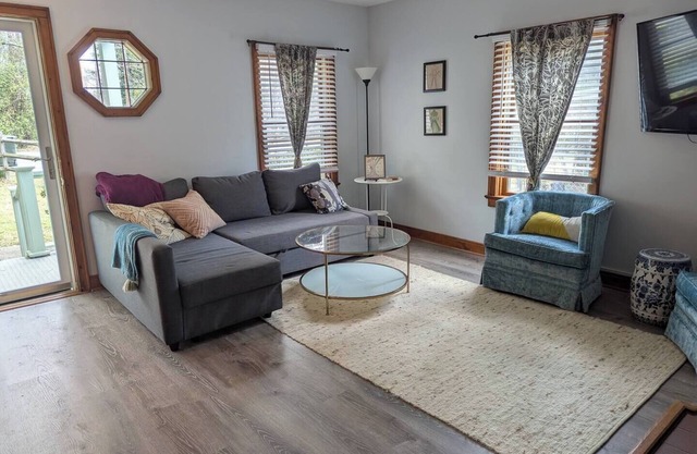 NEW! Adorable 2BR/1BA | Sunporch | Smart Kitchen