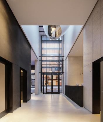 New Business-Class Apartment in Kyiv City Center