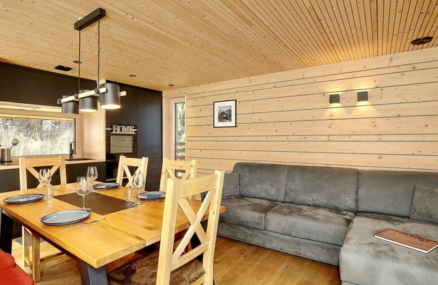 New Chalet in Courchevel 1850, sleeps 6, ski-in/ski-out & wifi!
