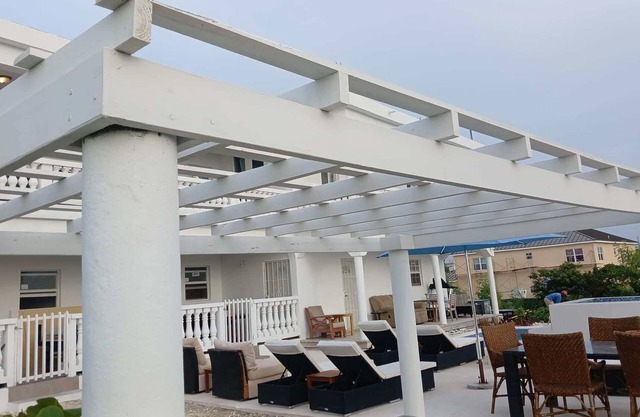 New condo with sea view (unit 1)