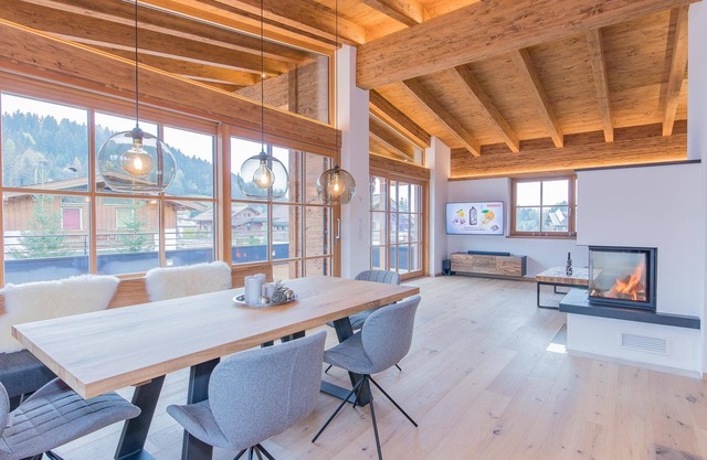 NEW! Fieberbrunn - Large new house with sun terrace (5 min to the lift)
