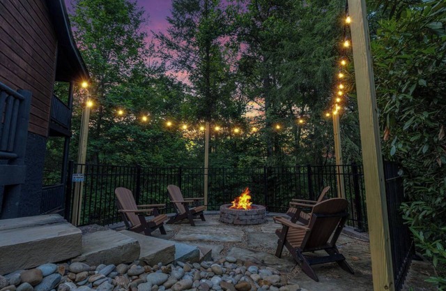 NEW|Fire Pit|Pool|Game Room|Arcade|Fam Friendly