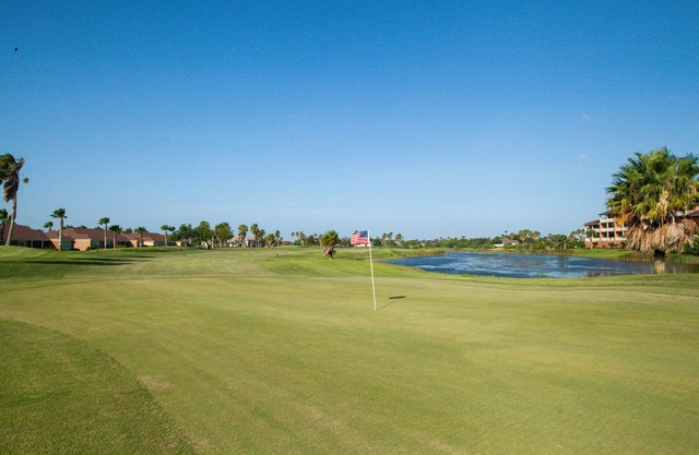 NEW LISTING! Golf community condo w/ shared pool, hot tub, fitness room