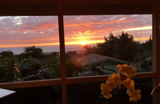 New Listing: Spacious Suite for 4x with panoramic ocean view