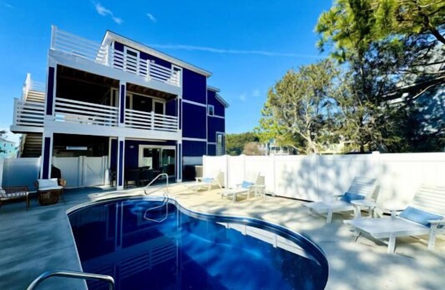 *New* Luxury,Heated Pool,HotTub,GameRoom,Elevator