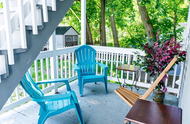 NEW - Mins to Concord /Nashua - Full Fenced Backyard- 1st Floor- Laundry in unit