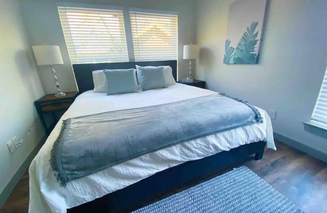 ⭐️ NEW Renovated Modern Home in Lower Greenville ⭐️