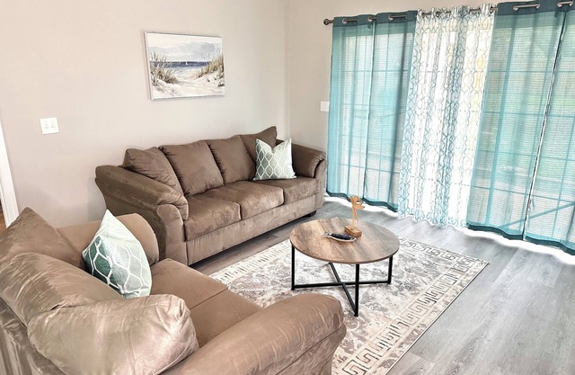 New! Reservoir Rest & Retreat - Sleeps 6