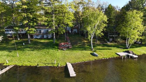 New! Seven Oaks At Bass Lake - Lakefront Getaway!