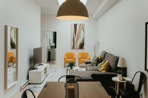 New Spacious and Cozy 2bdr Apartment