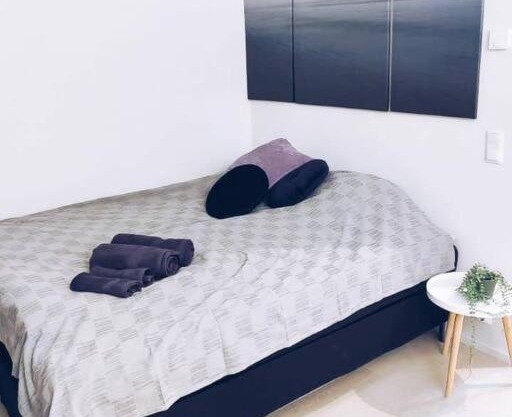 New Studio Wave near Airport