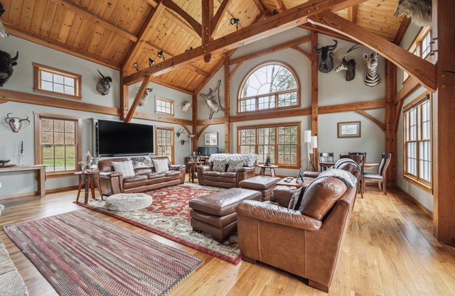 NEW! Tigertown Lodge ~ RA496108