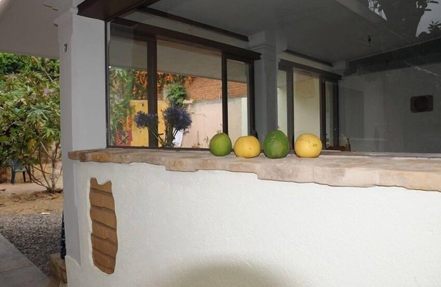 New Vacation Cottage in Historic District 10 Block from Zocalo