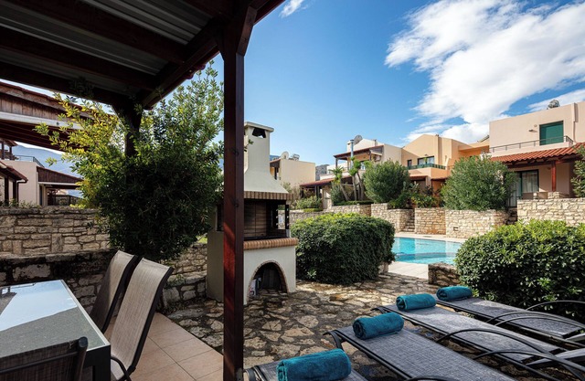 [NEW] Villa Lea, stylish,/w pool & at a great location