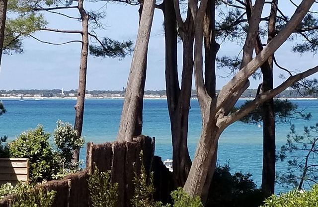 New villa, superb view of the Bassin, in the heart of Moulleau