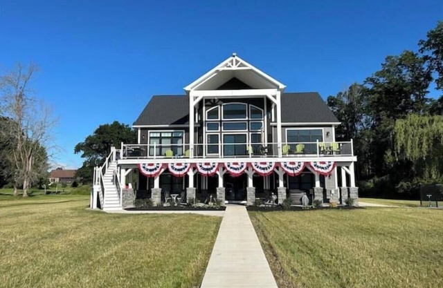 Newly Built - Dream Lake House - Silver Lake, NY