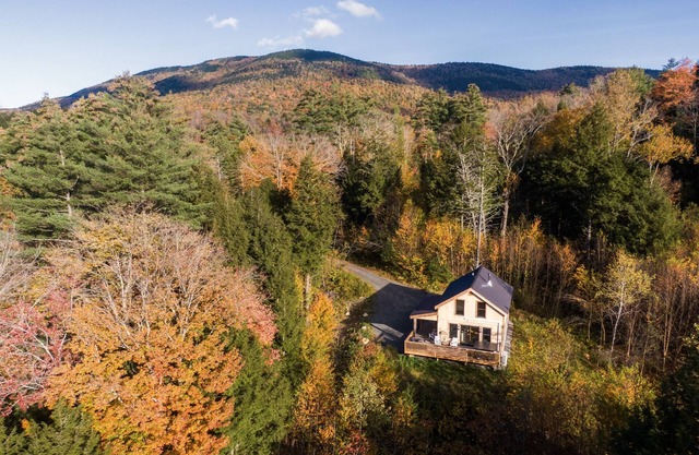 Newly built Vermont secluded cabin retreat with AC and brand new Hot Tub!