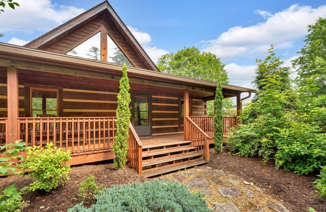 Newly Renovated-2BR/2BA Near Grandfather Mtn