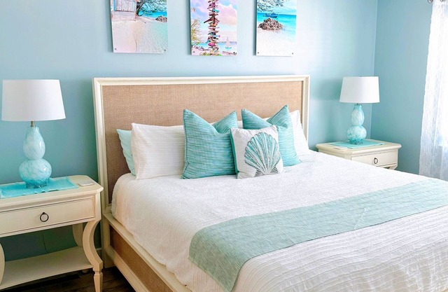 *NEWLY RENOVATED* Beach Front Luxury Home - Located at The Hideaways Resort