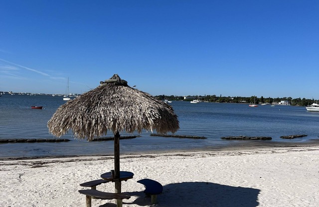 Newly renovated condo in gated community. Private beach 2 heated pools, hot tub