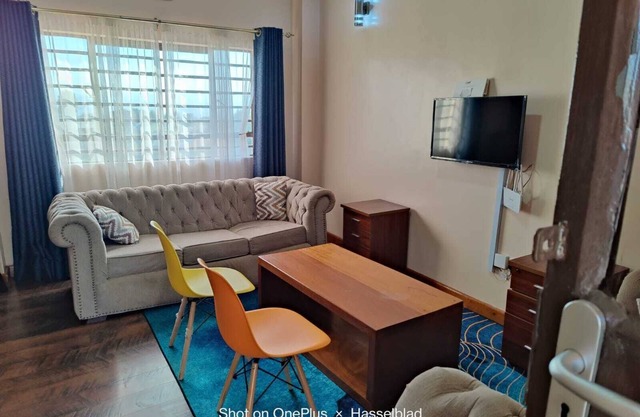 nFadhili House: Views, Style, Bliss!